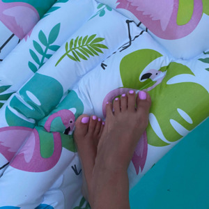 Sistersfeet40's media