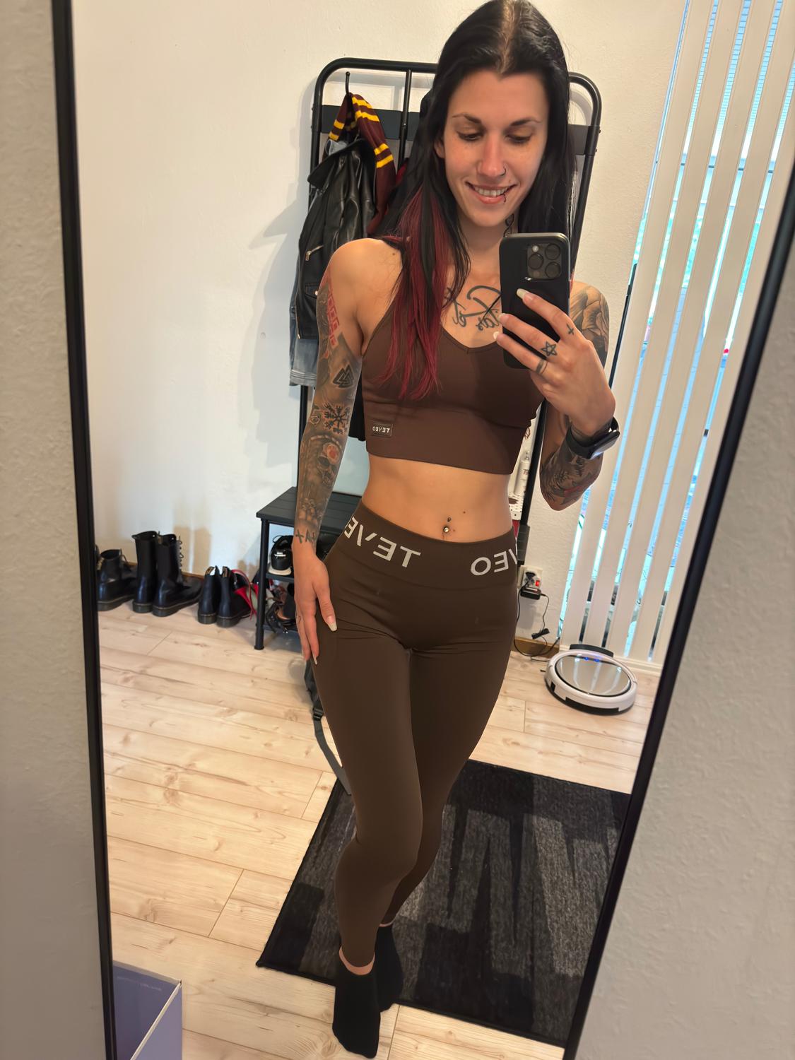 Skinny_bitch's media