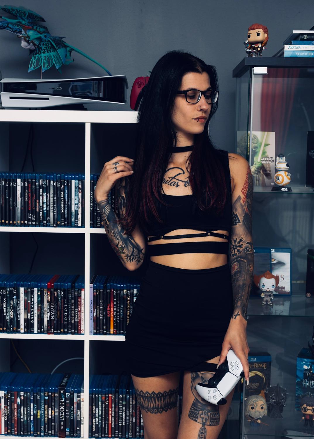 Skinny_bitch's media