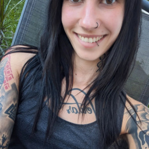 Skinny_bitch's media