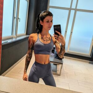 Skinny_bitch's media