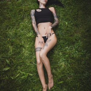 Skinny_bitch's media