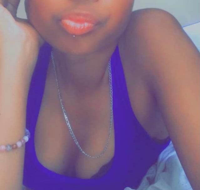 _skinnykaylaa's media