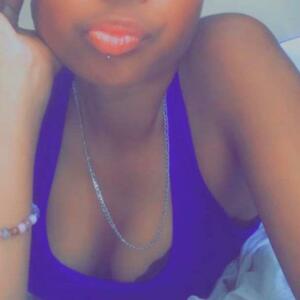 _skinnykaylaa's media