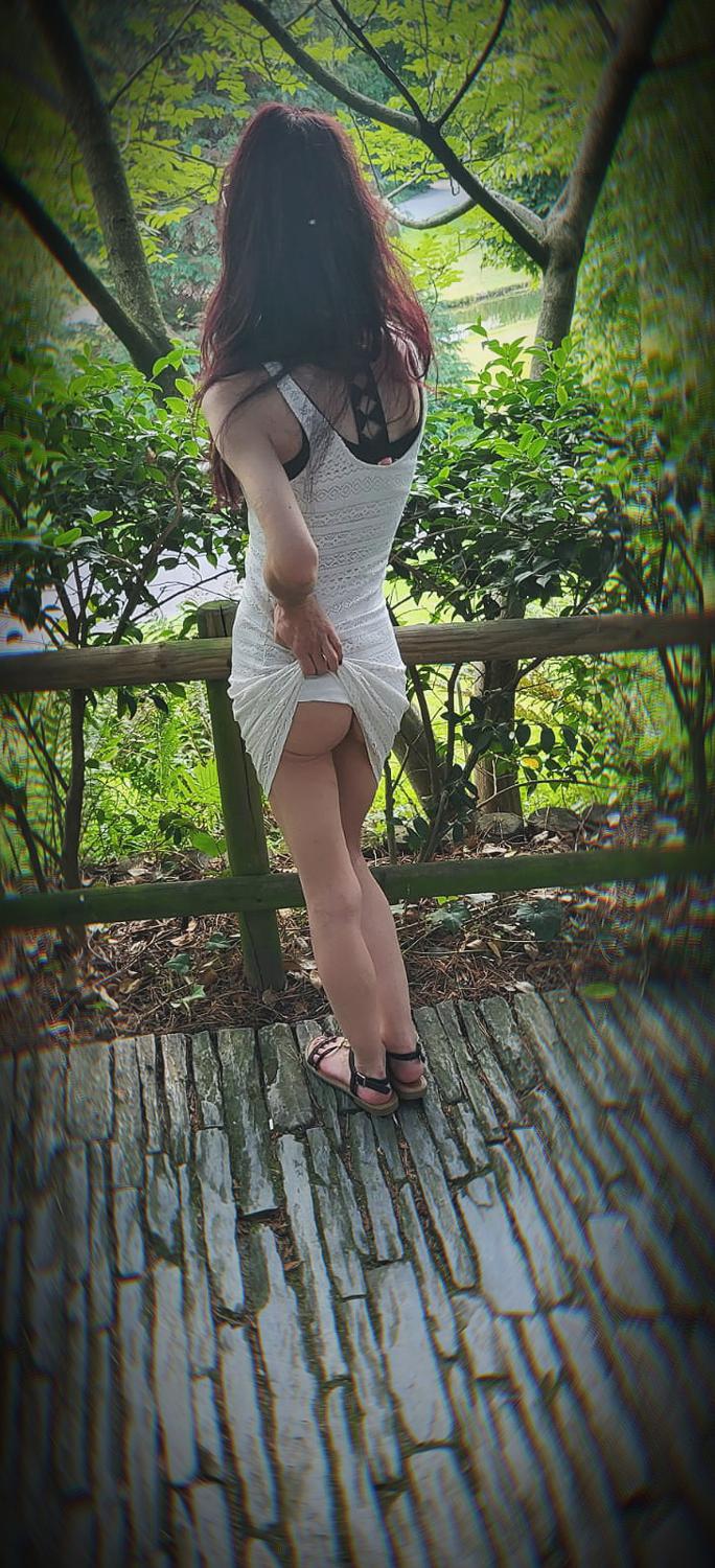 Skinnysexygirl's media