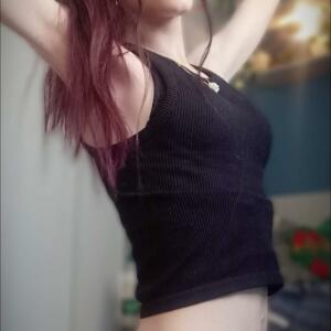 Skinnysexygirl's media