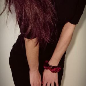 Skinnysexygirl's media