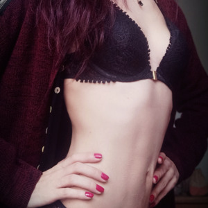 Skinnysexygirl's media