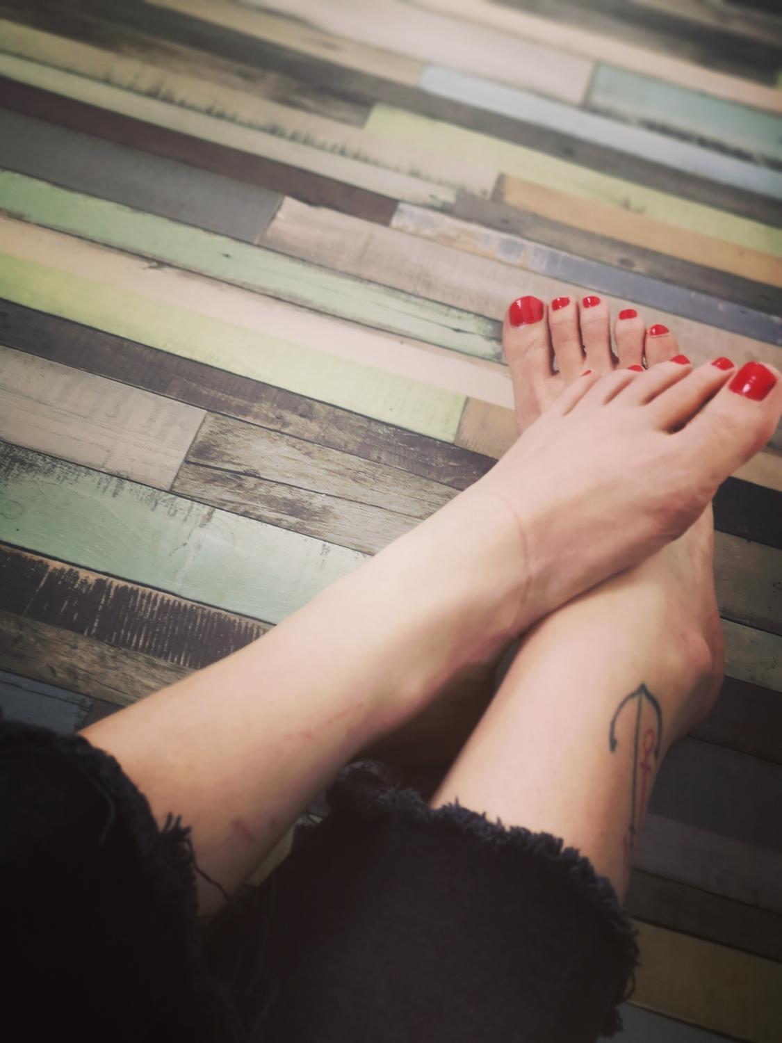 Softnessoffeet's media