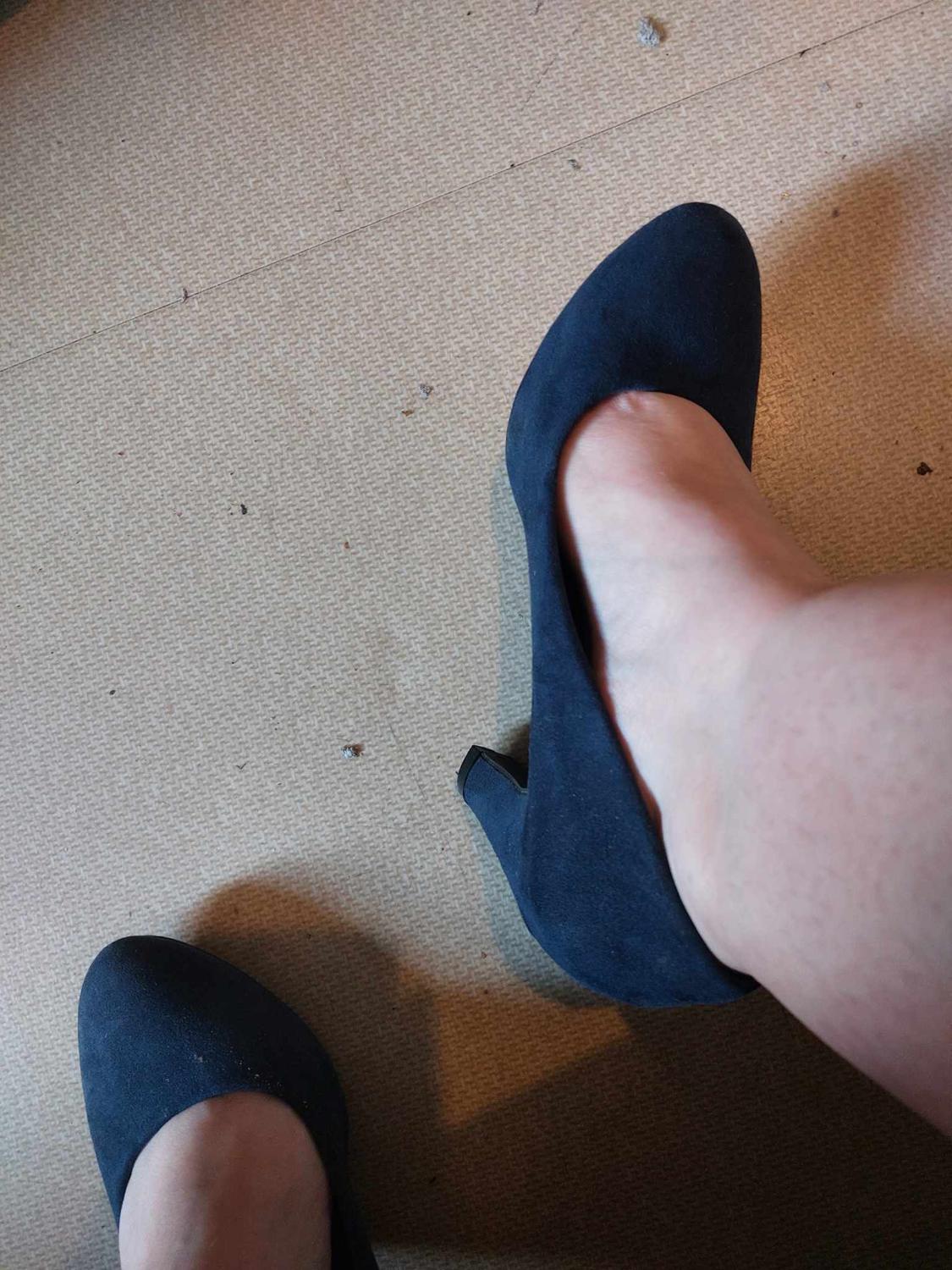 _stella-feet's media
