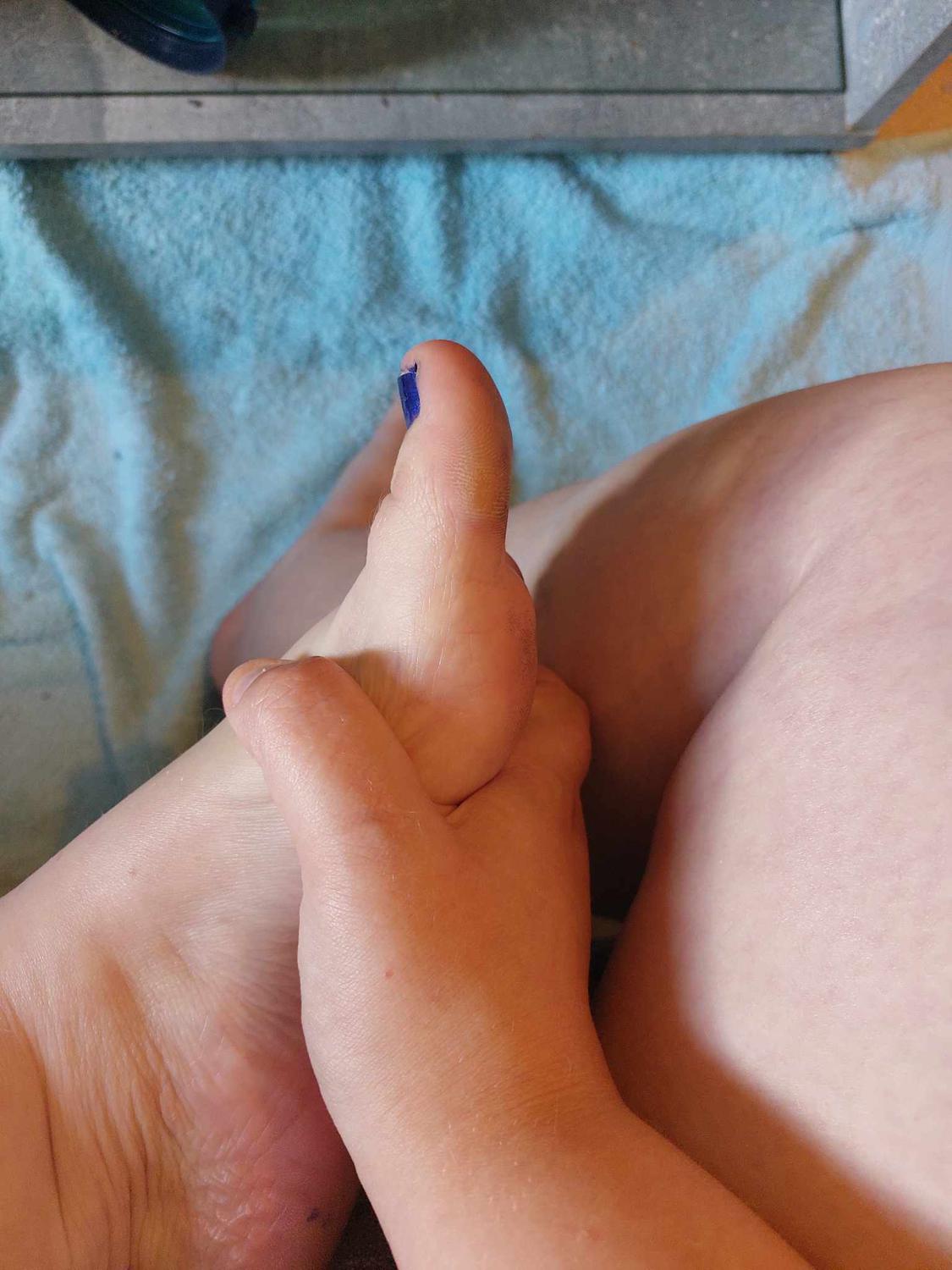 _stella-feet's media