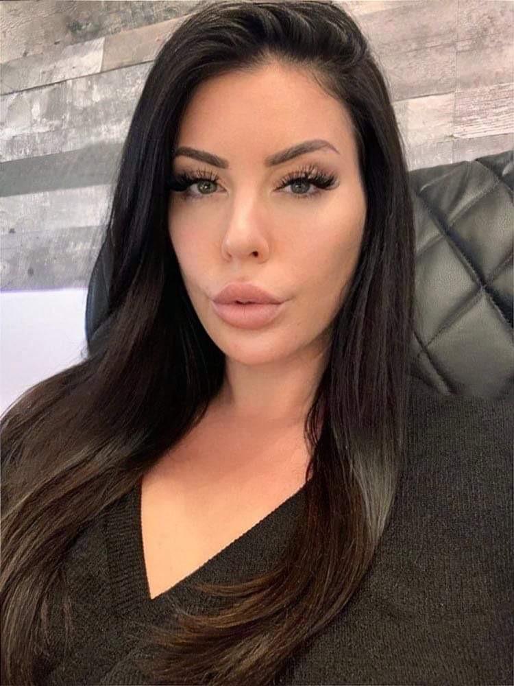 Stephanieloveee's media