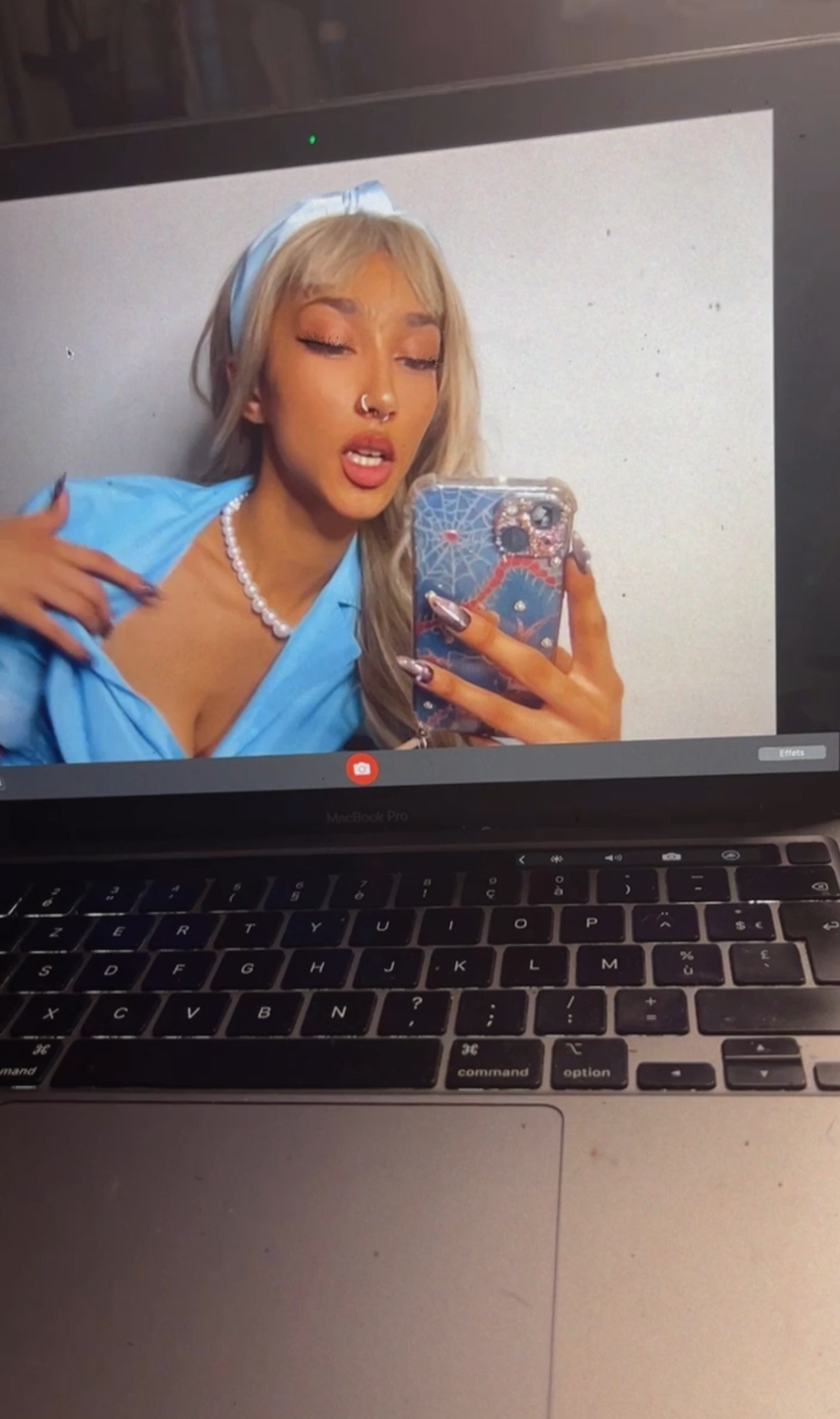 Supreme_boa's media
