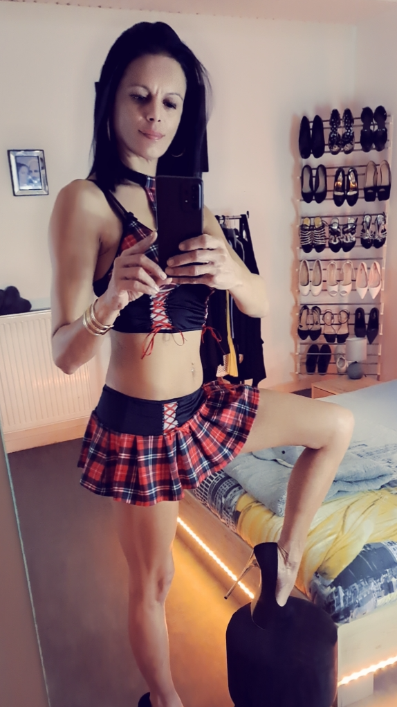 Suzycoco's media