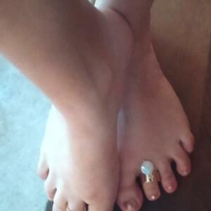 Sweet-feet231319's media