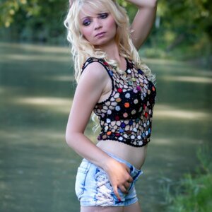 Sweet-modela's media