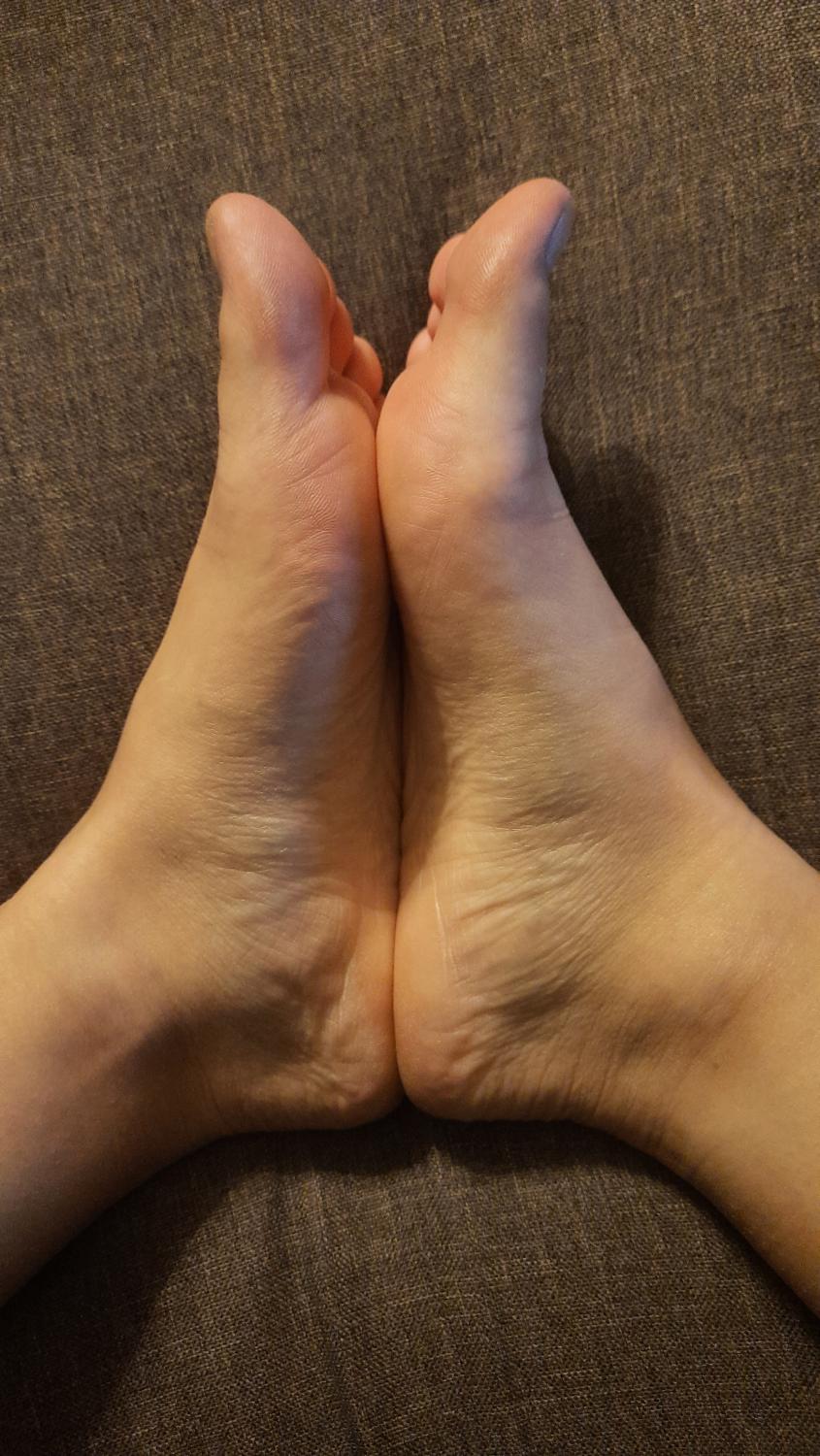 Sweet_my_feet_fans's media
