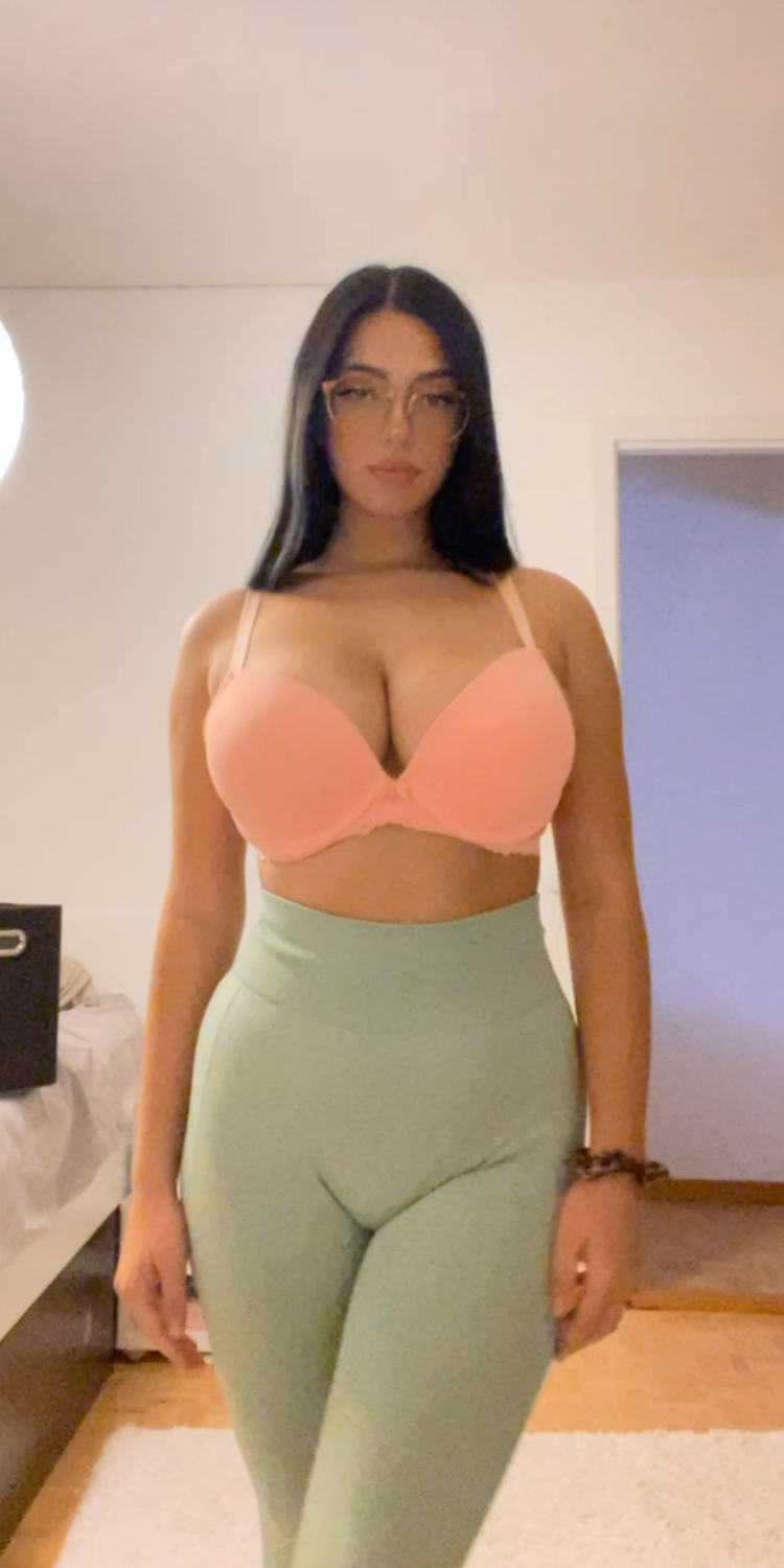 Sweetlikebruna's media