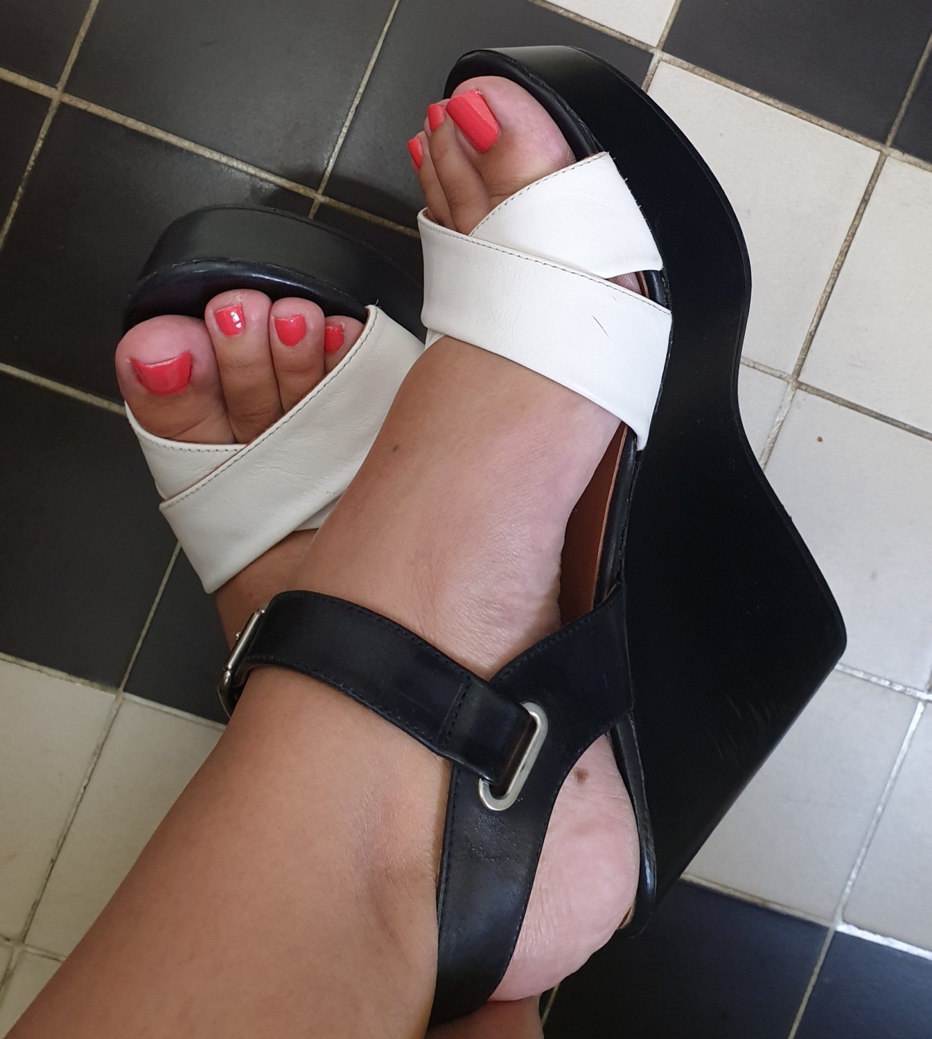 Sweetyfeet974's media