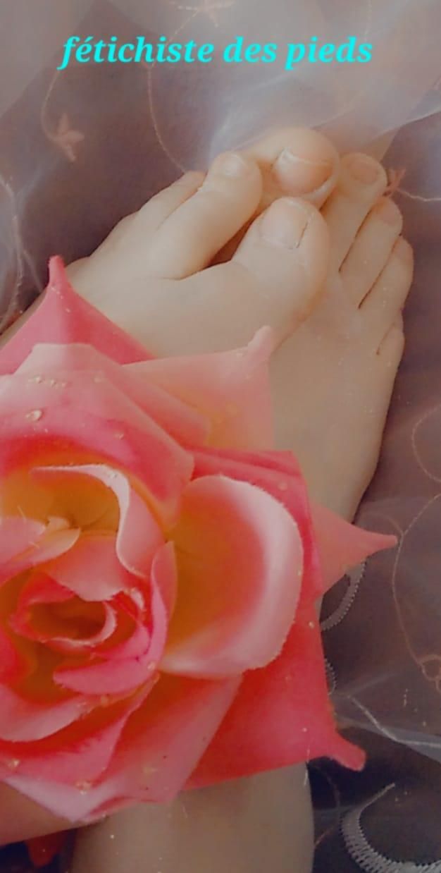 Sweetyfrenchfeetgirl's media