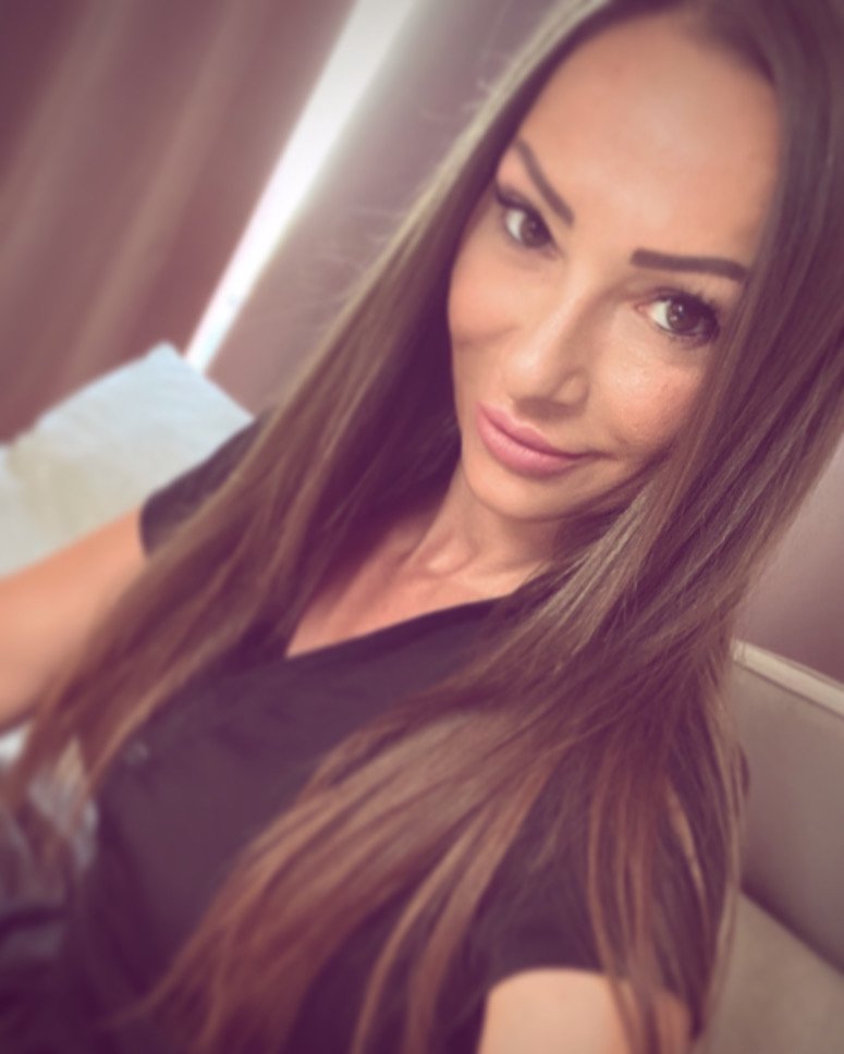 Tangelina's media