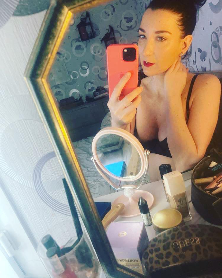 Taniakiss's media
