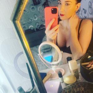 Taniakiss's media