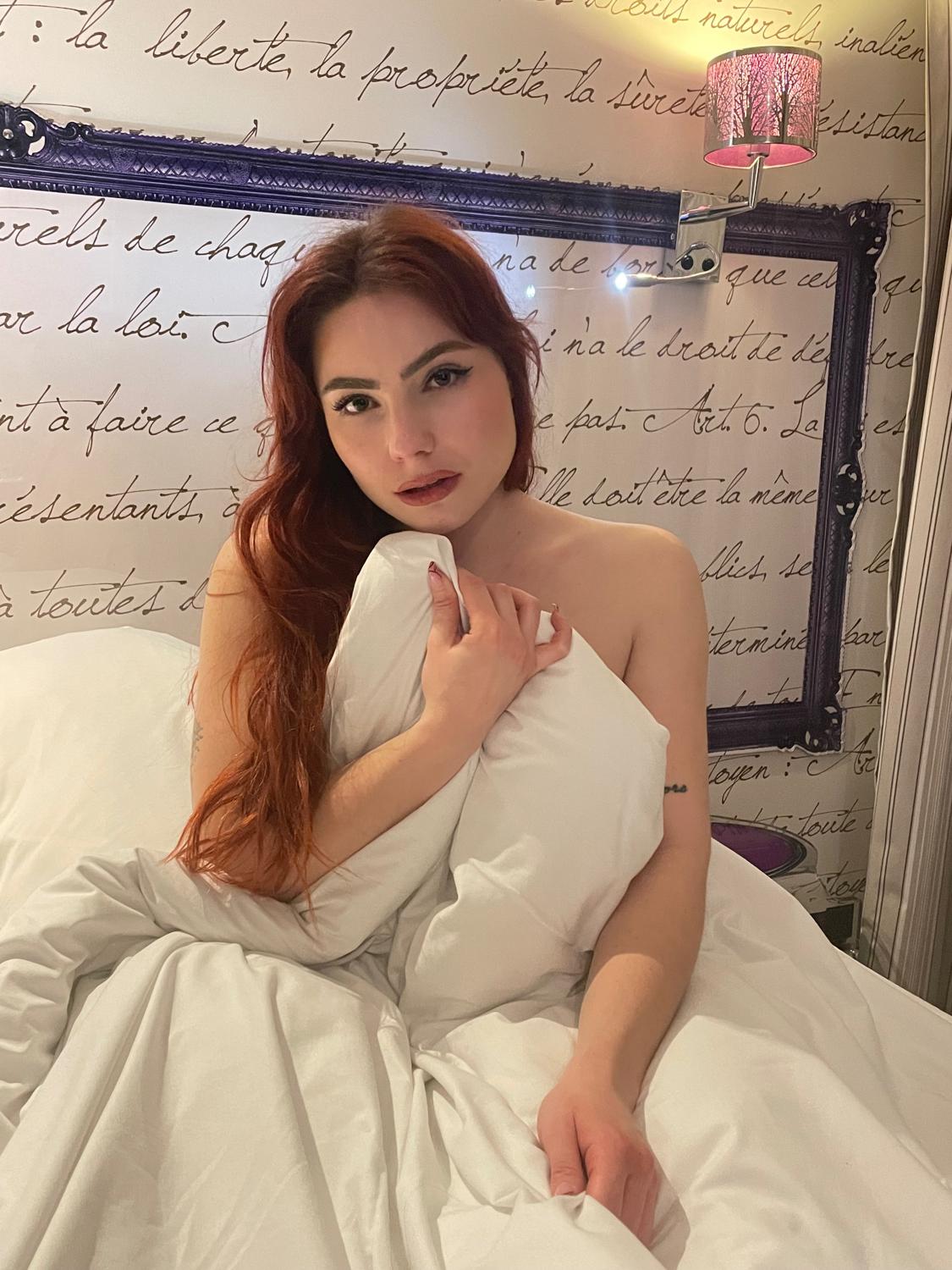 Tanialeone1's media