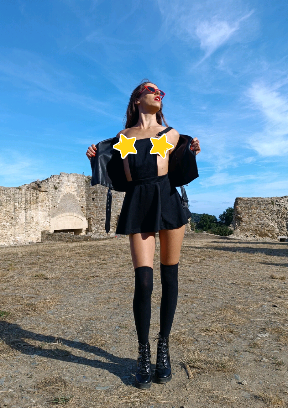Tara_cherry's media
