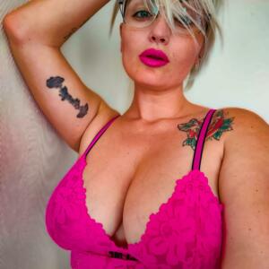 Tessabody's media