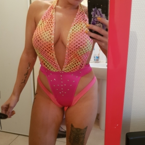 Tessabody's media