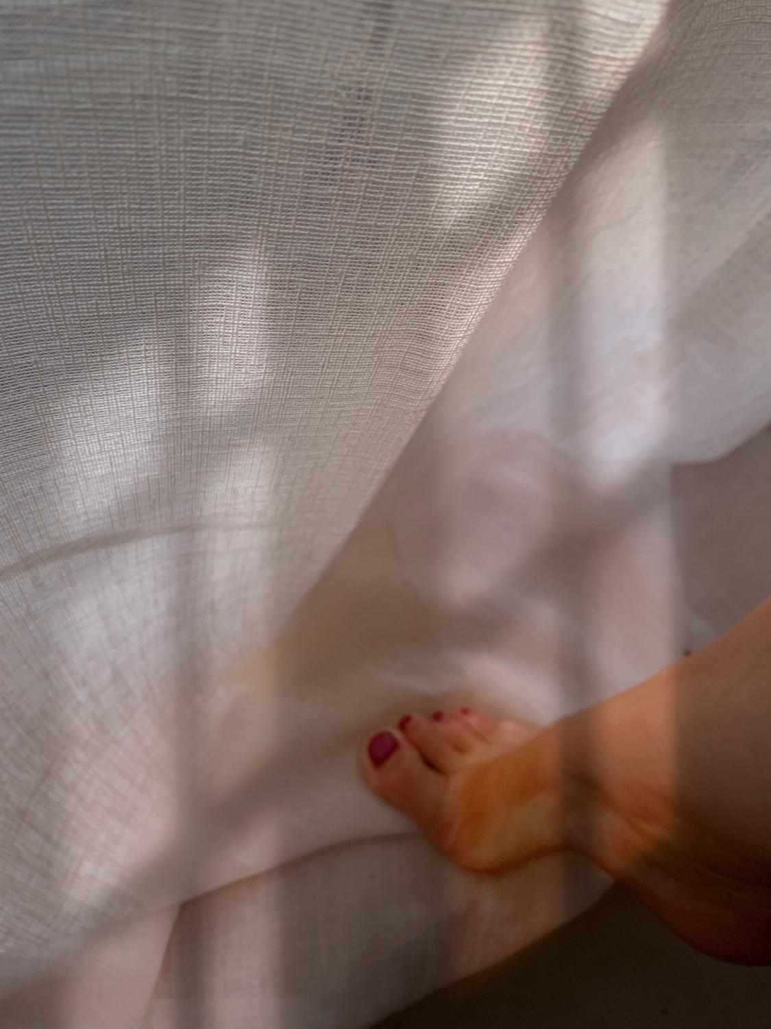 The_feet_next_door's media