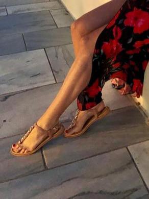 The_frenchie_feet's media