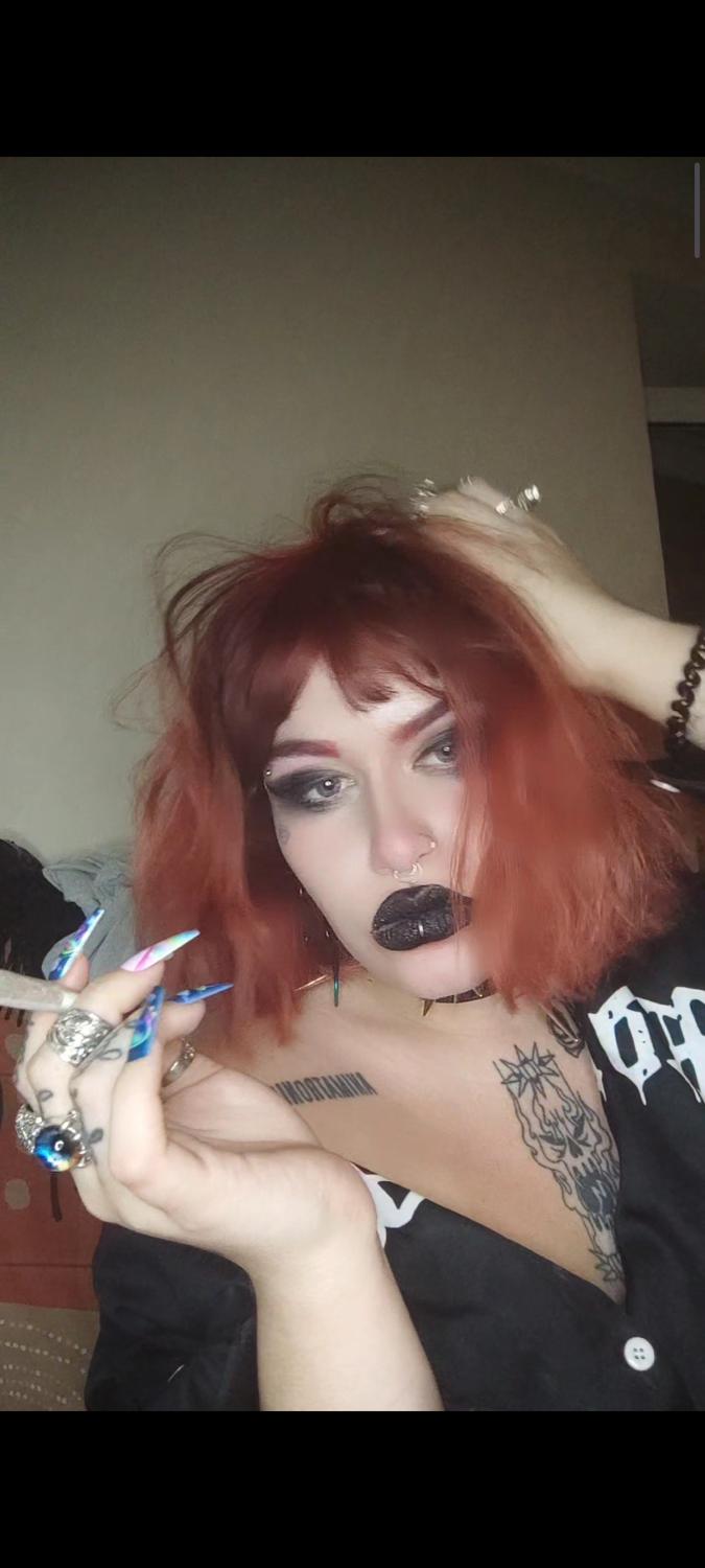 Theodoraxxx's media