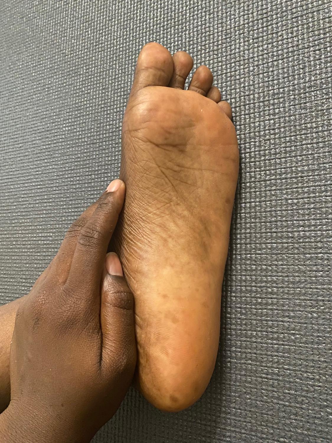 Tianassfeet's media