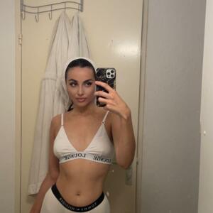 Tiffanyana's media