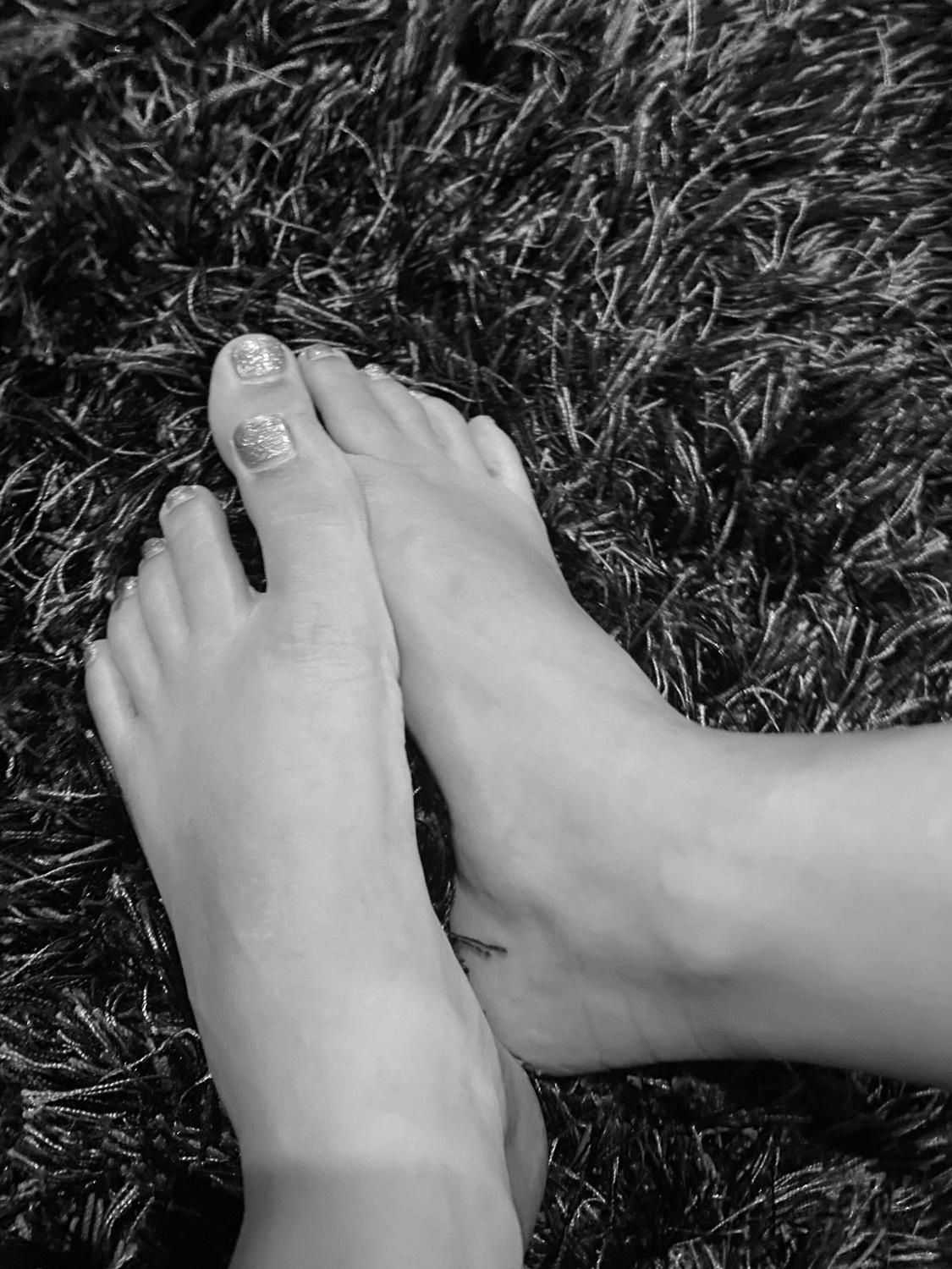 Tinyfeet6's media