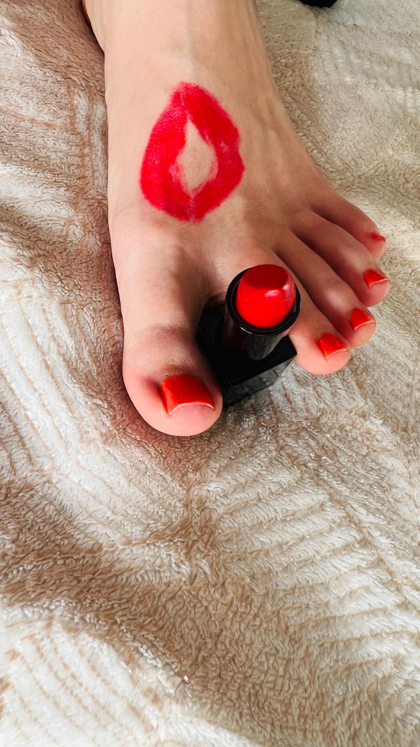 Tramp-of-feet's media