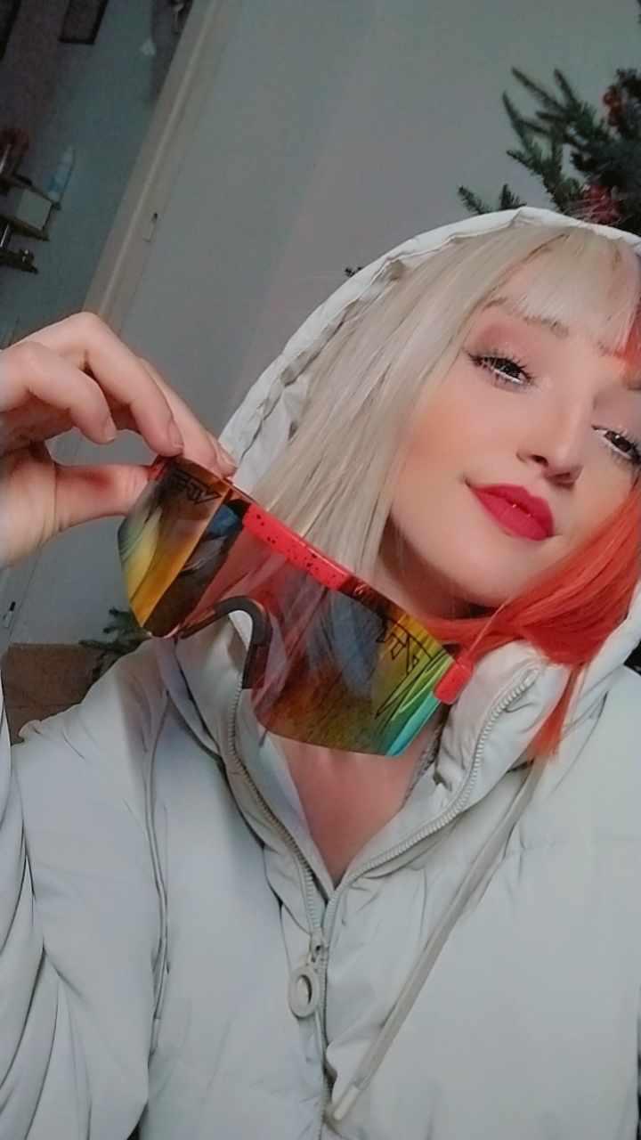 Twixy's media