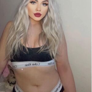 Uneblonde1323's media
