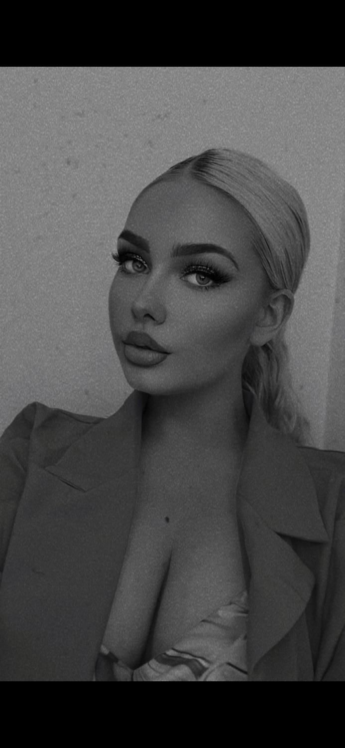 Uneblonde1323's media