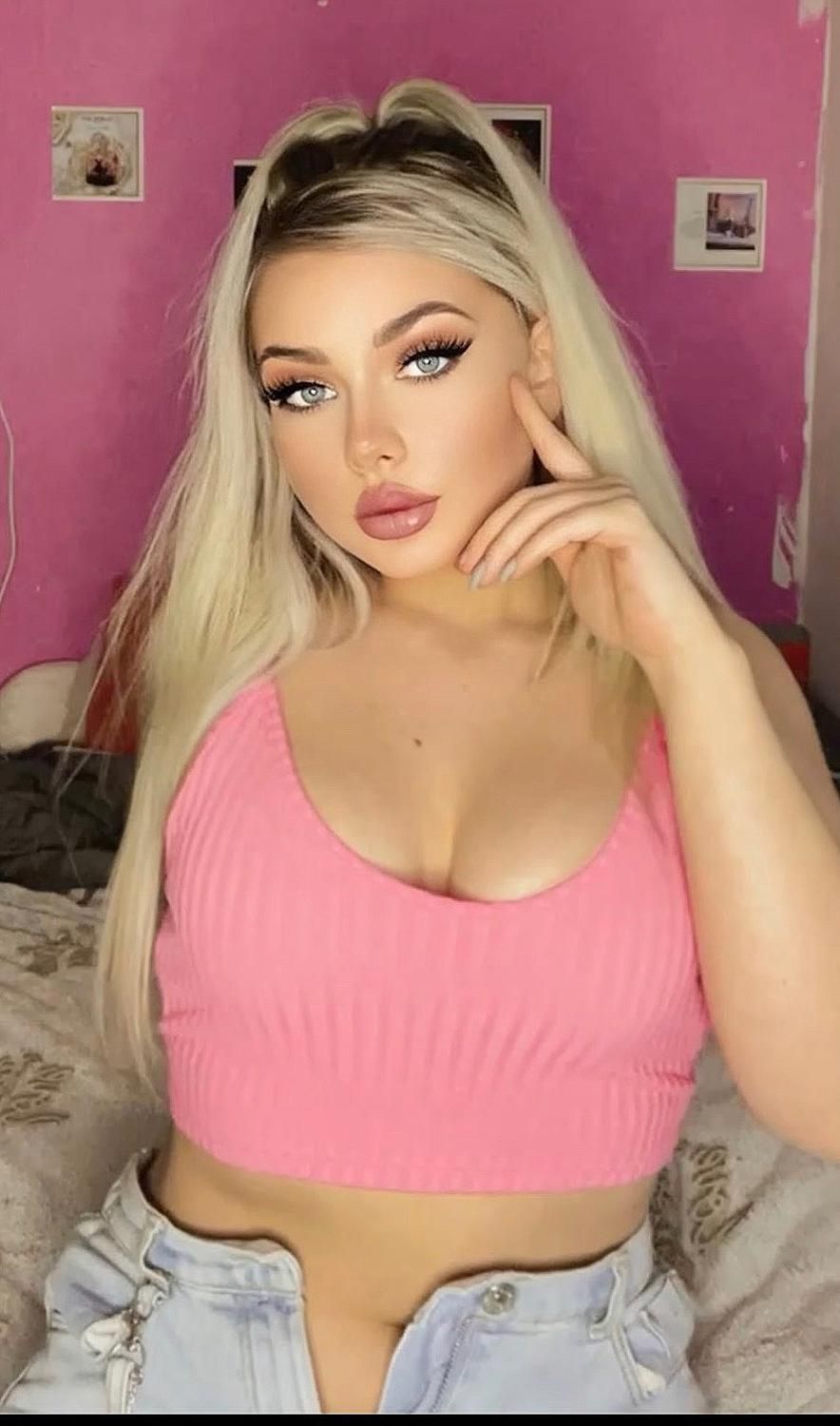 Uneblonde1323's media