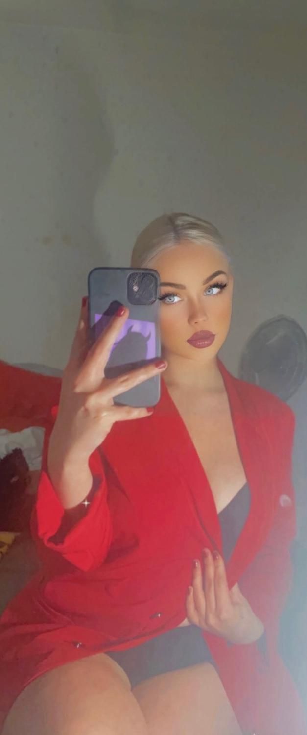 Uneblonde1323's media