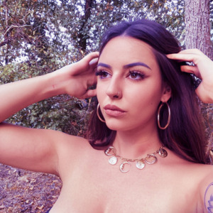 Venusrey's media
