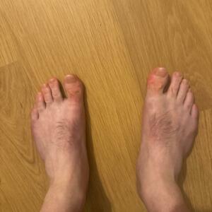 Veryhappyfeet's media