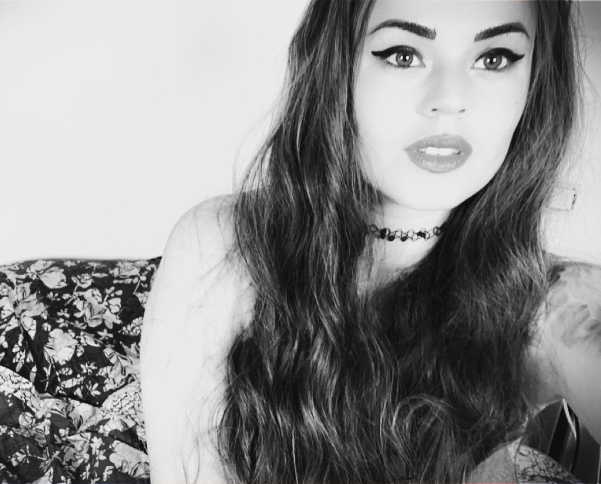 Vicalouquaofficial's media