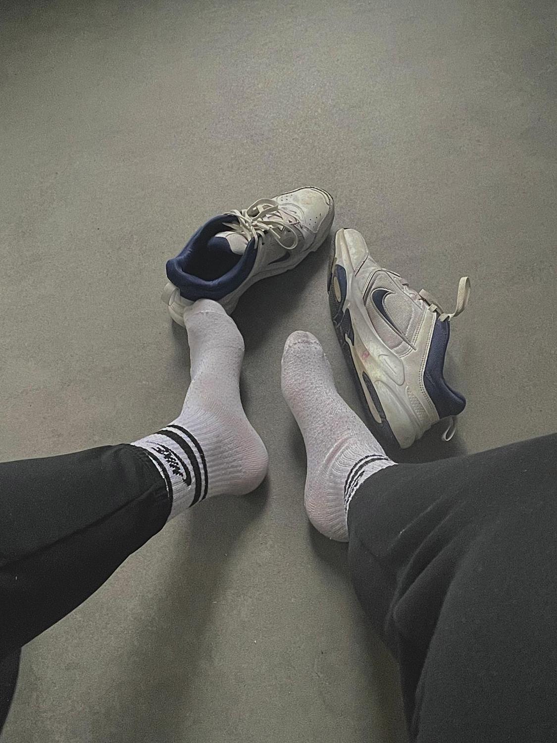 Vicgayfeet88's media