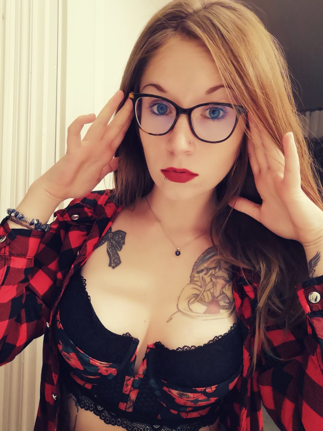 Violette's media