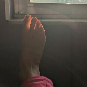 Visenya_feet's media