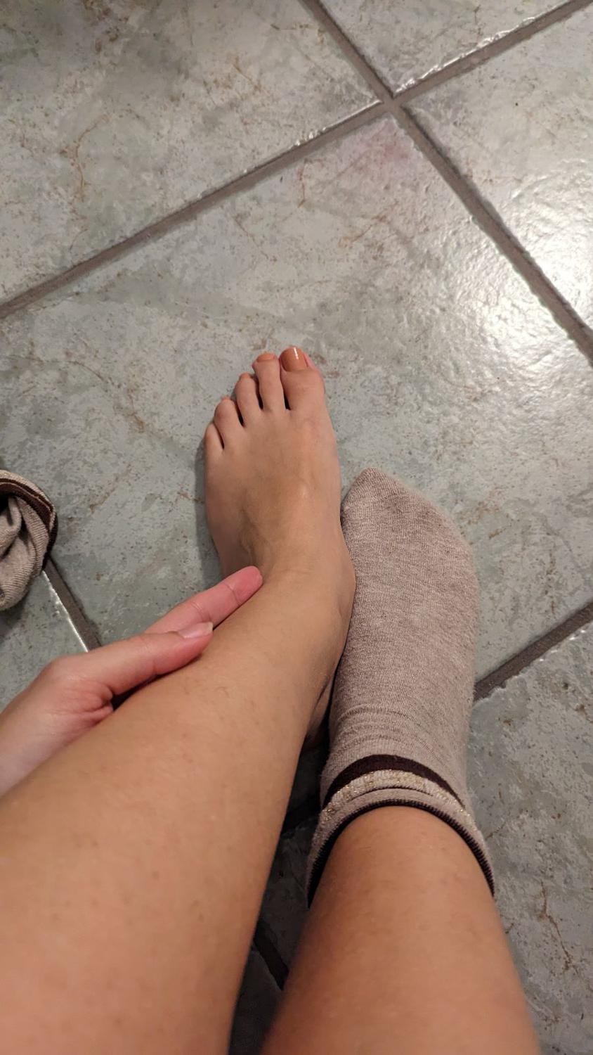 Visenya_feet's media